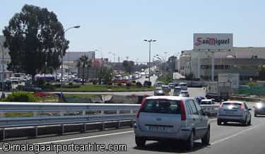 Carretera de salida del aeropuerto de Malaga