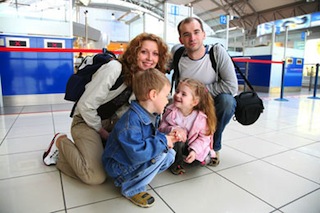 Games to play with children at the airport